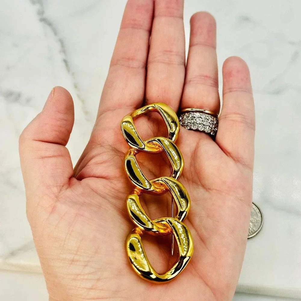 Vintage Curb Link Bar Brooch Chunky Statement Gold-tone 80s 90s Estate